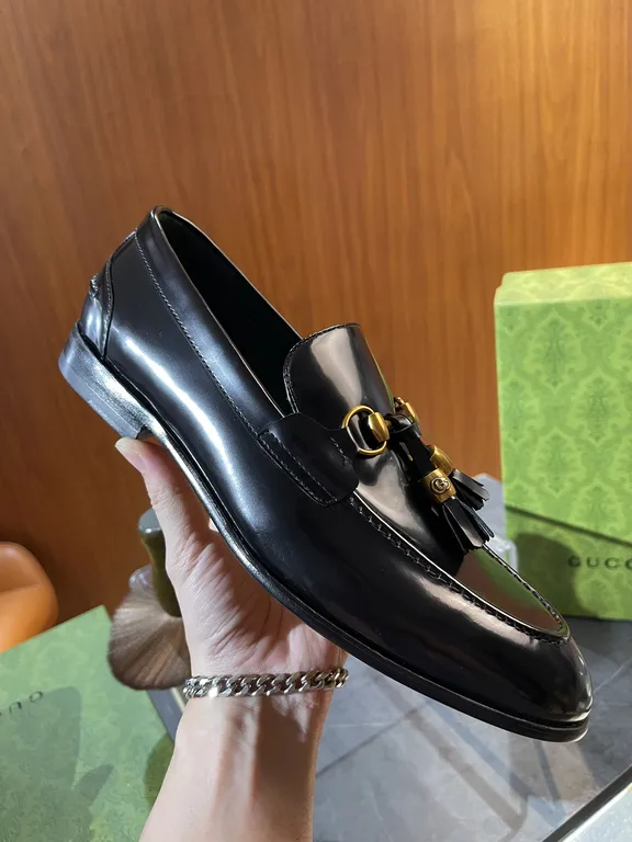 Gucci Shoe 